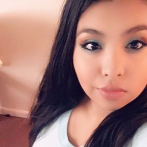 Meet your Posher, Salma